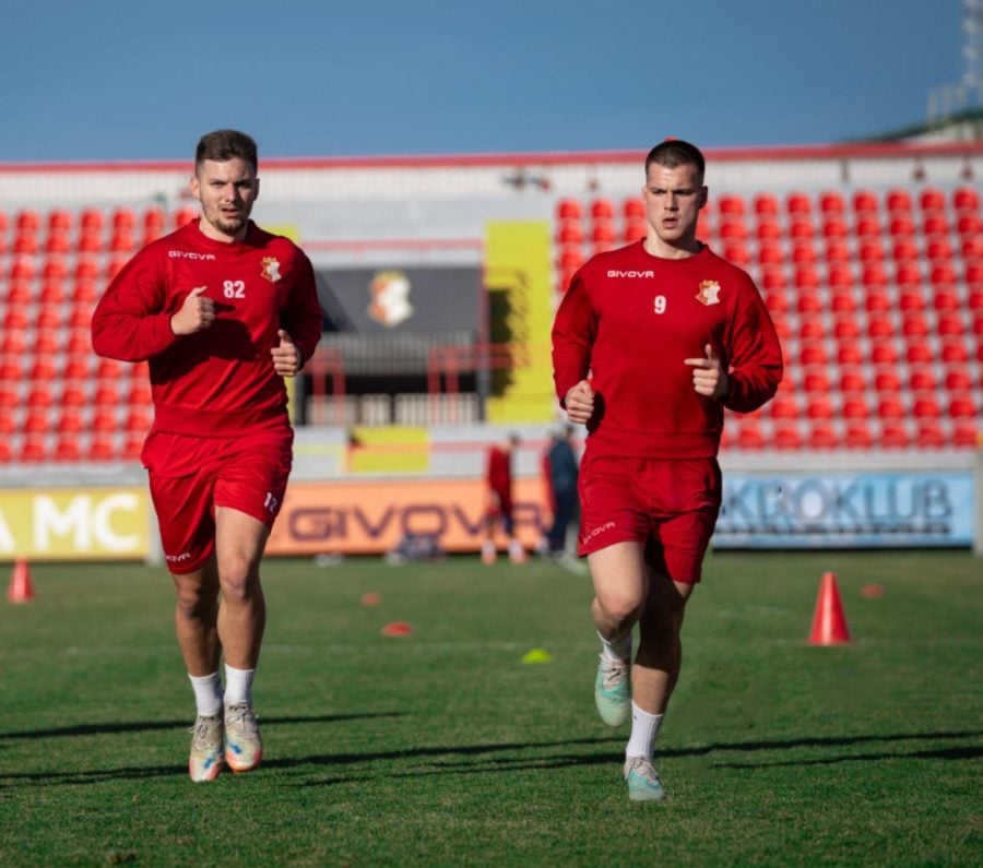 Dva igrača Zvezde pojačala Napredak (FOTO)