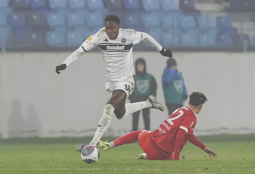 Ispovest Dembe Seka: Izučio sam Kuran sa deset godina, bog želi da Partizan osvoji titulu!