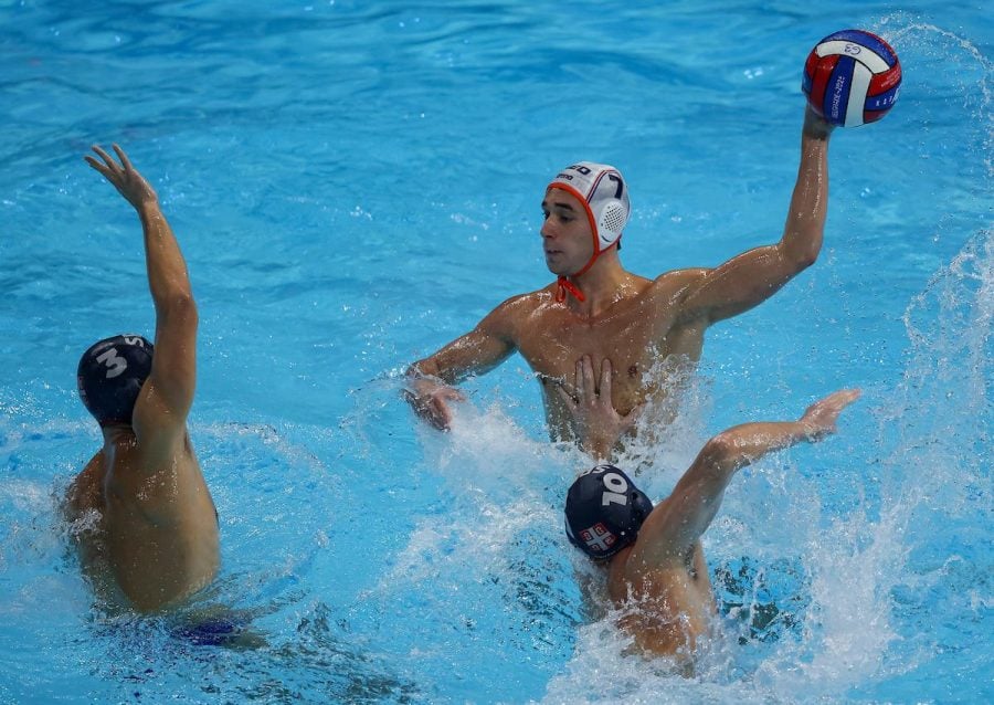 Dva sata – dve istine: Zašto je poništen gol Holandije protiv Srbije? (VIDEO)