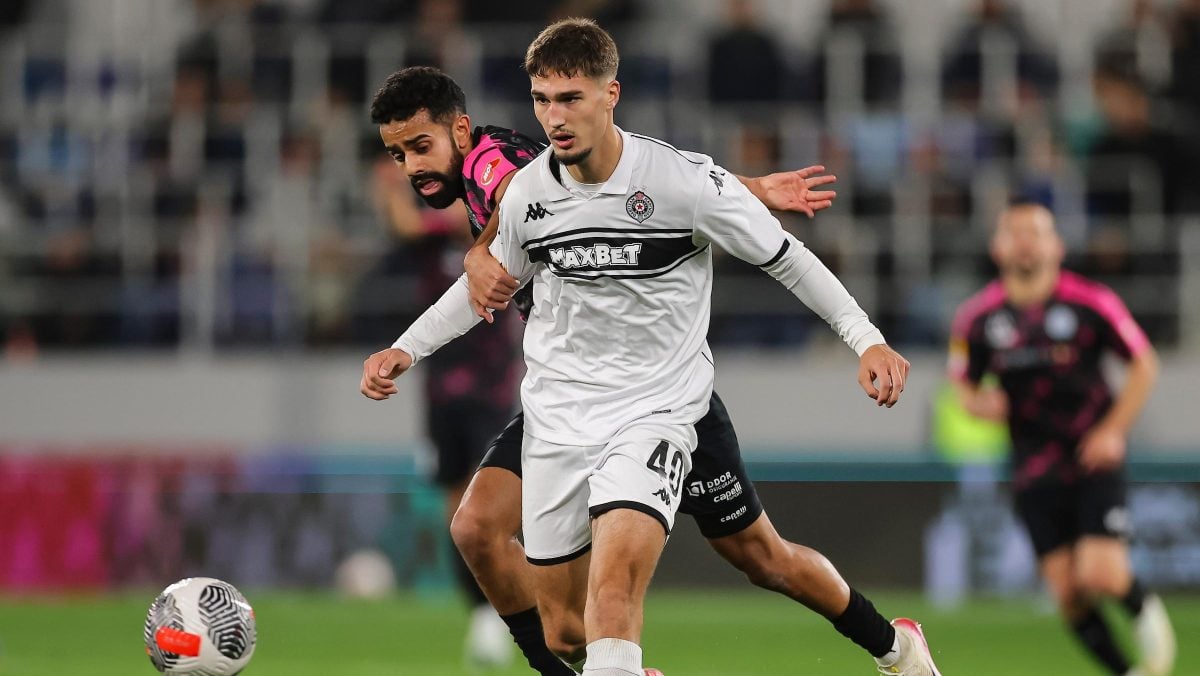 „Voleo bih da budem najskuplji štoper u istoriji Partizana“: Nikola Simić, crno-beli „mister nezamenljivi“