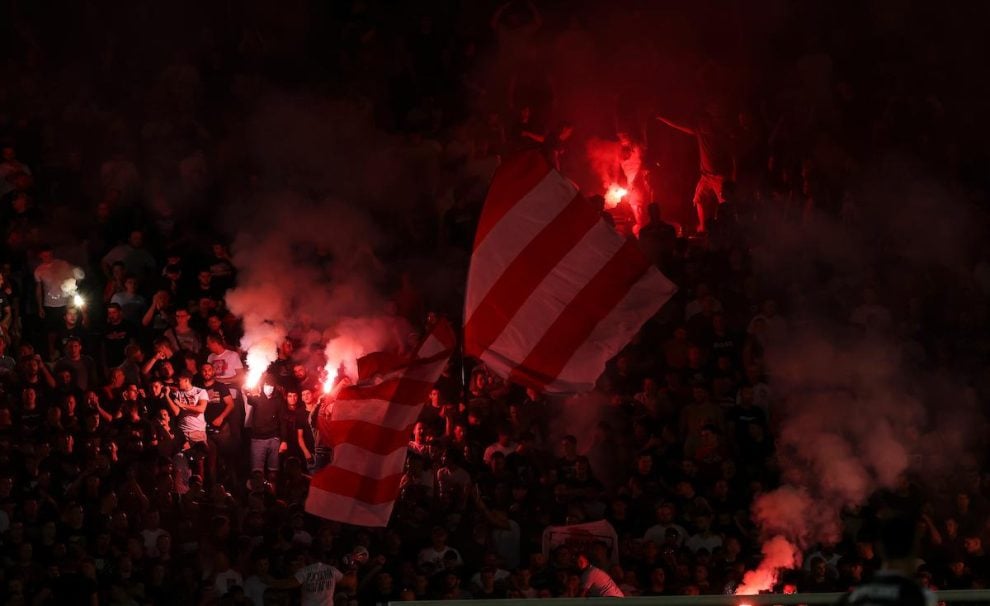 „Torcida“ napala „delije“ po povratku iz Malmea, uhapšeno 93 navijača (VIDEO)