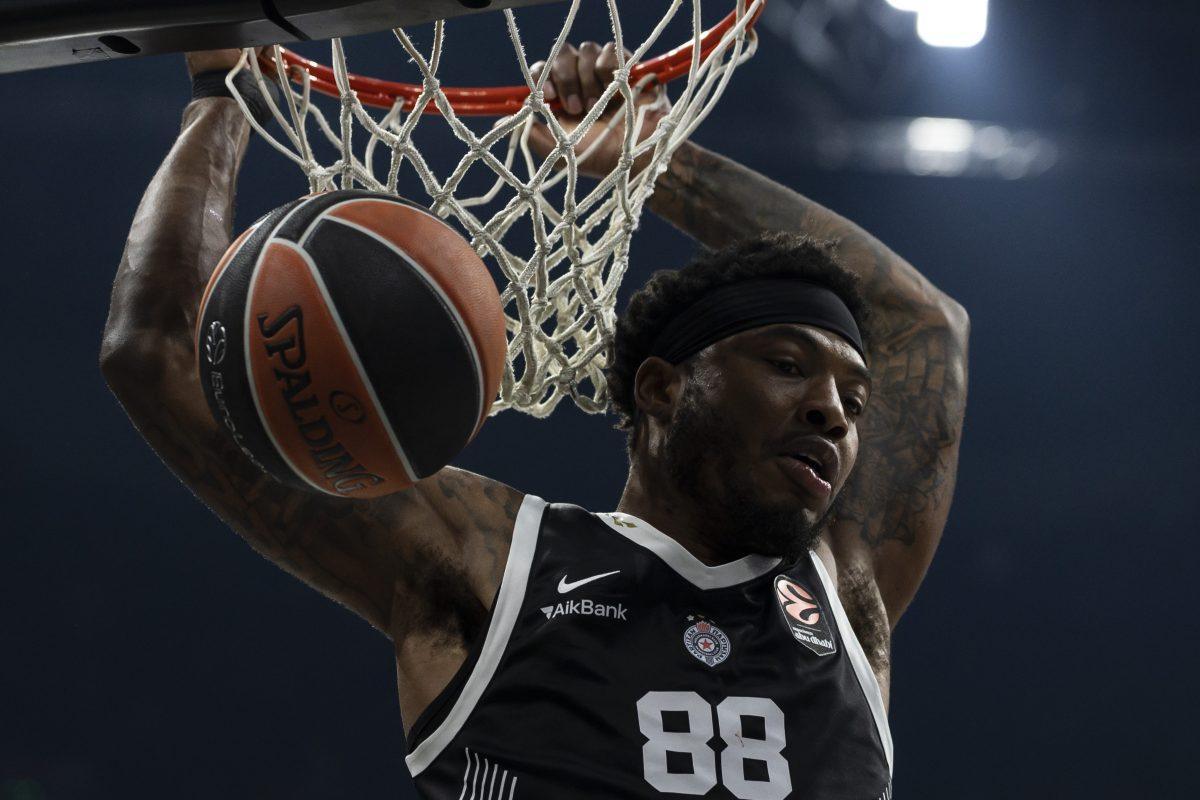 Dosije „Tajrik Džons“ – od miljenika navijača do „izdajnika“ i neprijatelja crno-bele publike