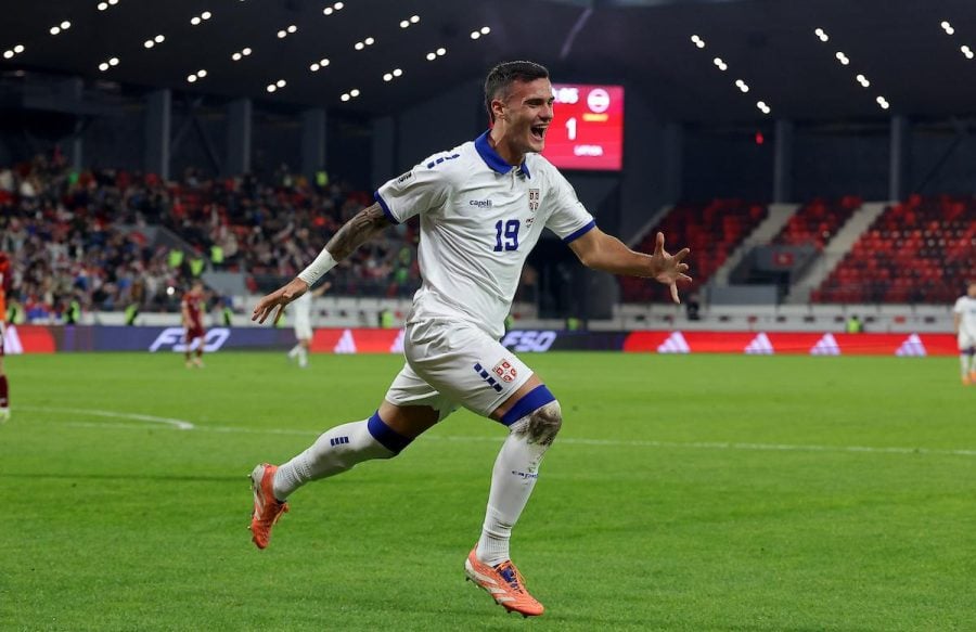 Ima udarac na oca: Efektan gol Aleksandra Stankovića u Ligi šampiona (VIDEO)