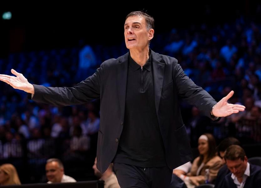 Frka u Dubaiju: Barcokas se verbalno sukobio sa navijačima Olimpijakosa! Jednog jedva obuzdali (VIDEO)