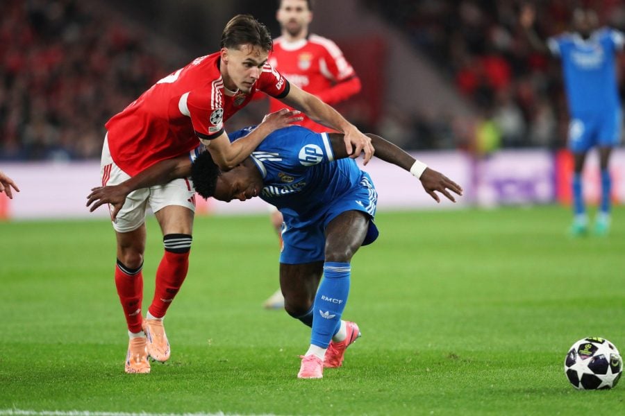 Skandal u Lisabonu: Vinisijus dao evrogol, Prestijani dresom prekrio usta pa ga uvredio na rasnoj osnovi! Brazilac nije hteo na teren (VIDEO)