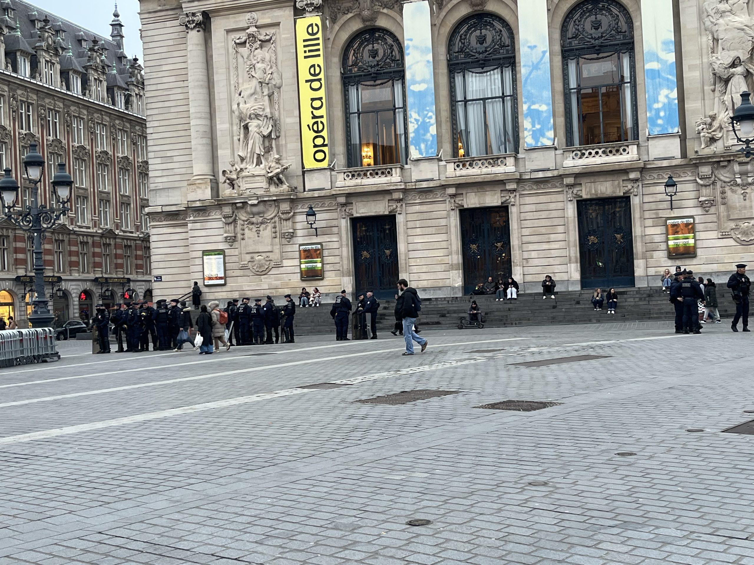 Okupljanje u Lilu (Foto: MaxBet Sport)