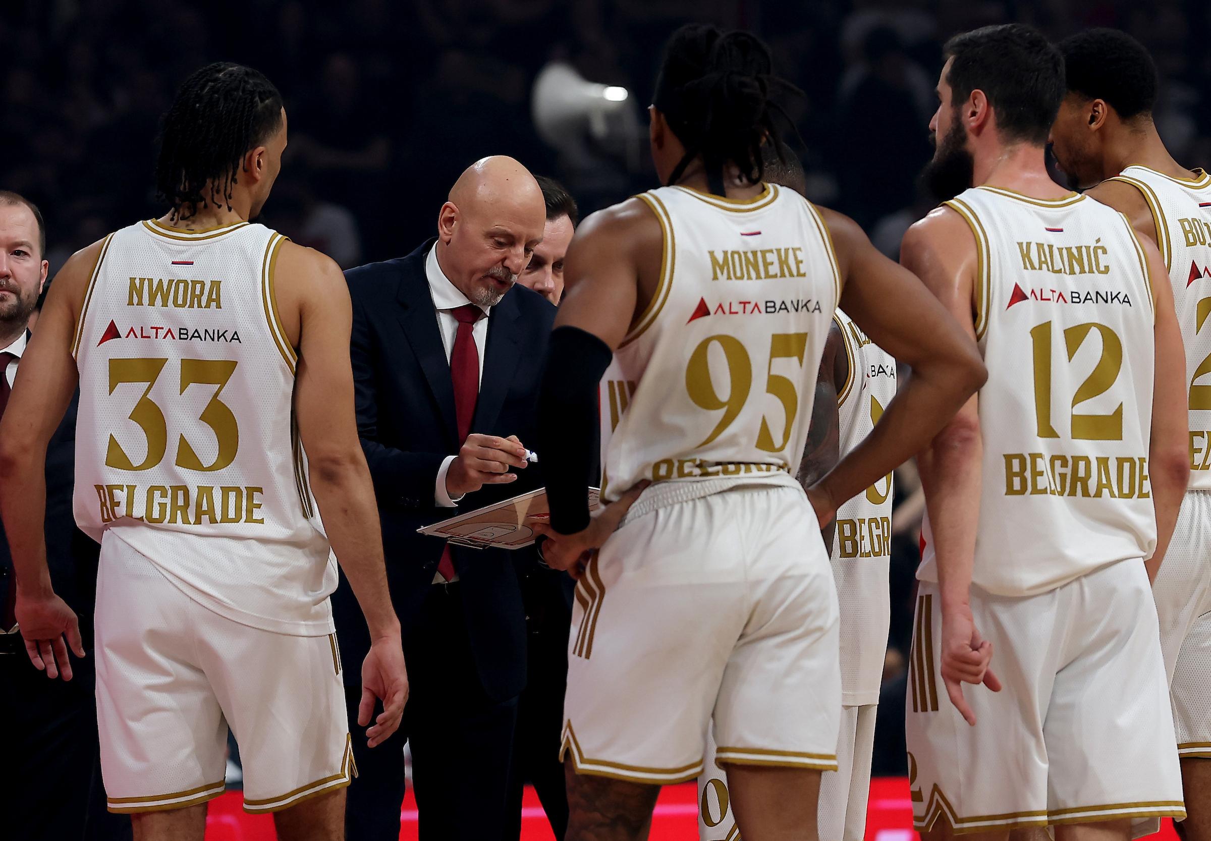 Sanjaće poslednji napad košarkaši Zvezde – lopta triput nije htela u koš (VIDEO)