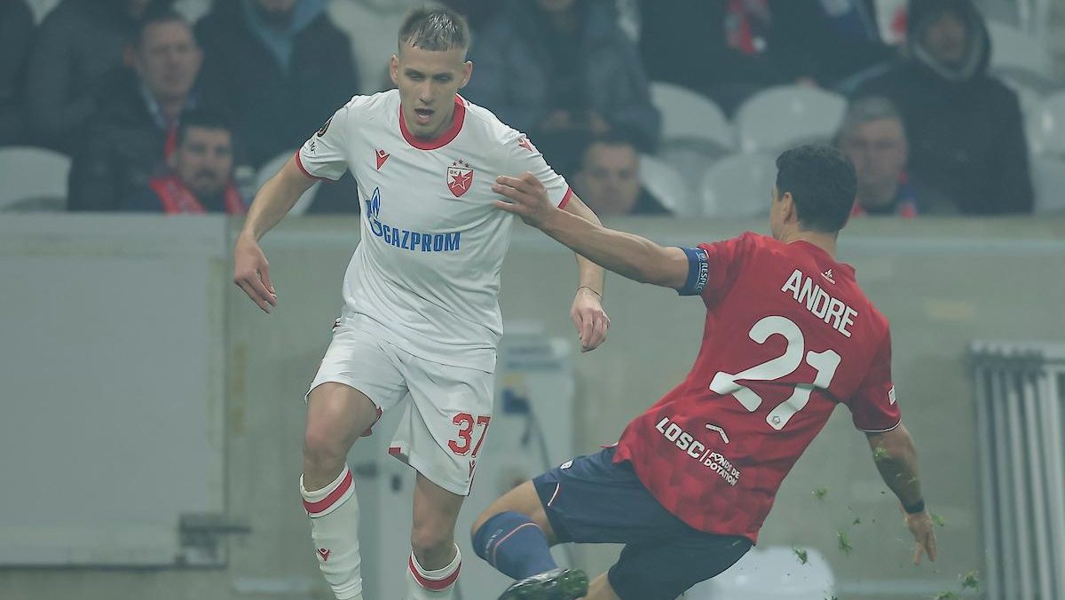Propao transfer u Nemačku, pa Zvezda menja plan za krilnog napadača