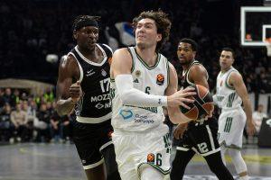 Čedi Osman na utakmici protiv Partizana (Foto: Marko Đoković/Starsport)