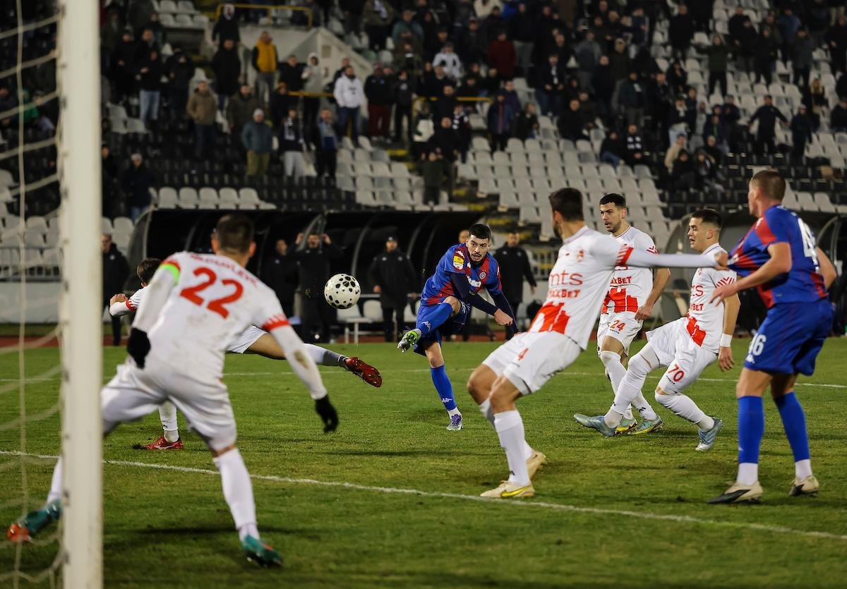 Krilni napadač crno-belih mora na pauzu, povratak se očekuje za večiti derbi