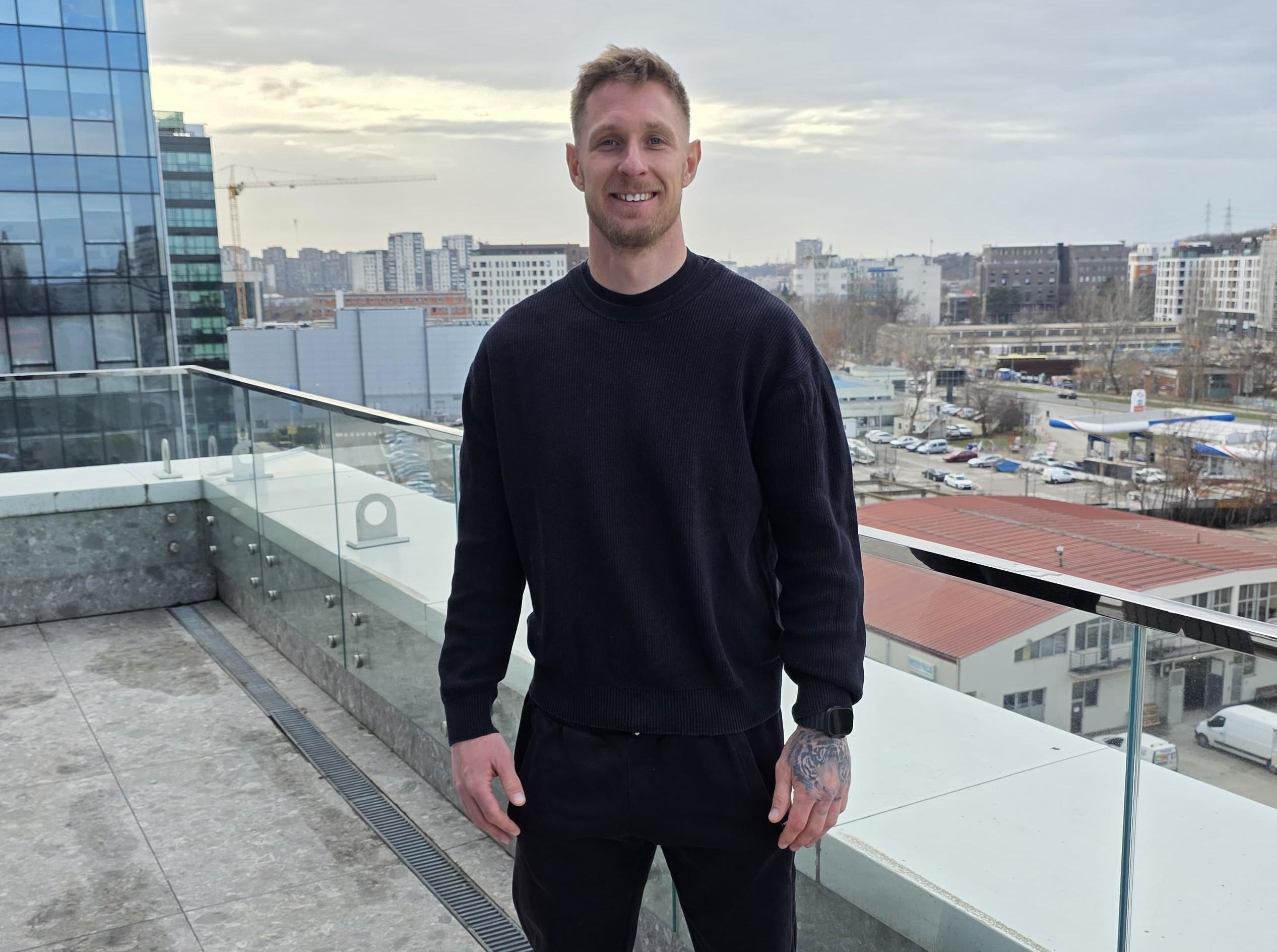 Sebastijan Polter za MaxBet Sport: Jedva čekam da dam gol i otrčim ka „grobarima“! Partizan je za mene Mijatović, Mateus, Ilić i Mance