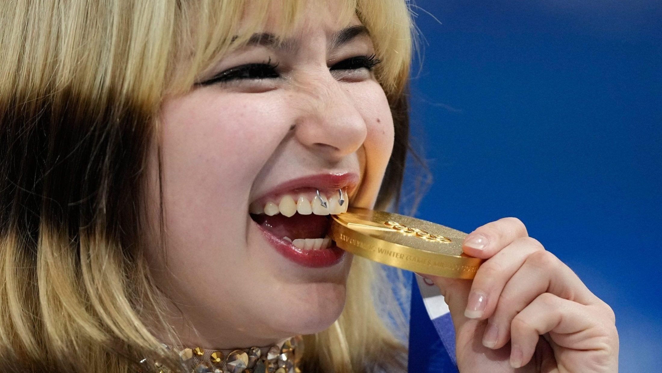 Psovala od sreće i prekinula 24 godine čekanja: Filmski trijumf Alise Liu na ZOI 2026