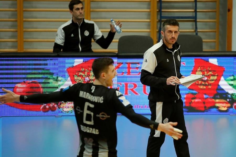Skandal potresa žensku odbojku: Trener Partizana se uličarskim rečnikom obraćao igračicama, Ministarstvo traži sankciju (VIDEO)