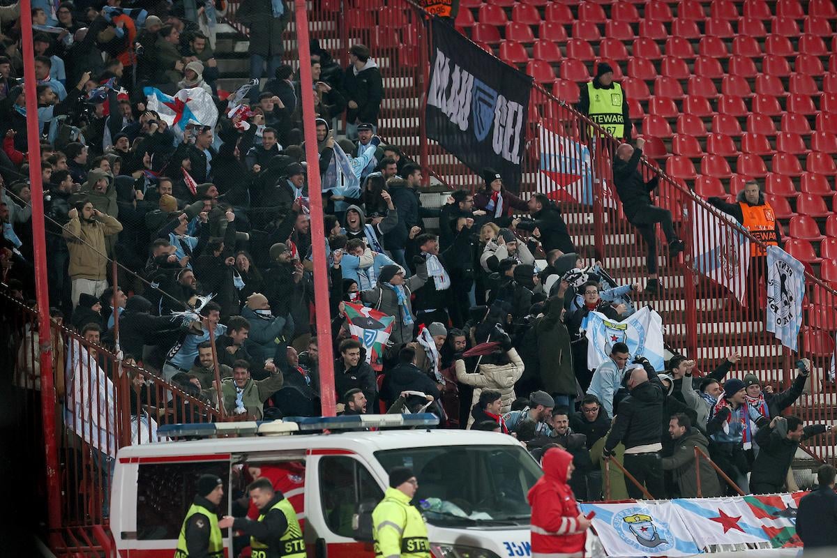 Sjajan gest predsednice Selte: Navijači joj u Beogradu tražili da plati turu, ona im poslala pivo na kućnu adresu