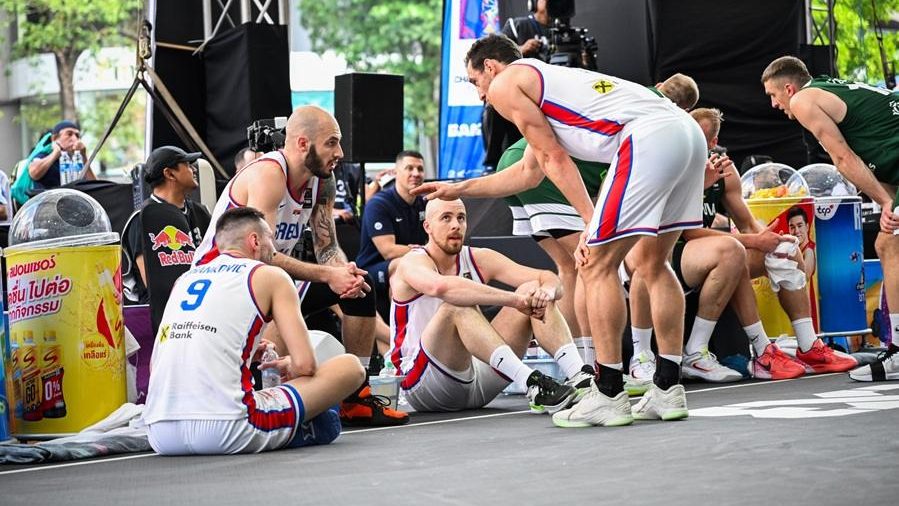 Kup šampiona: Srpski basketaši bez finala, boriće se za bronzu