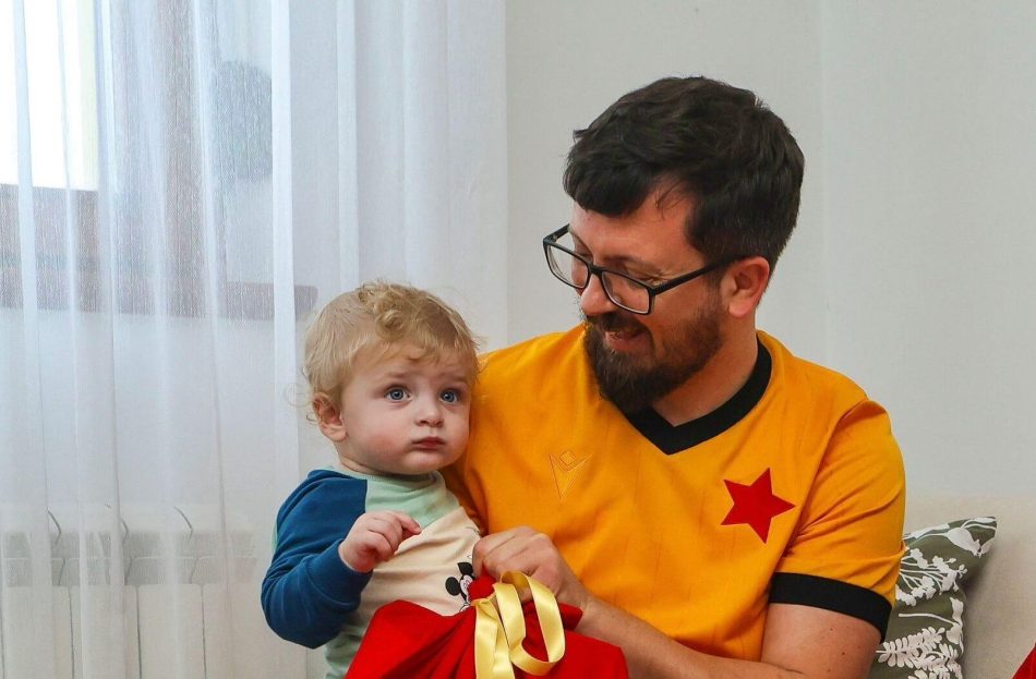 Zvezda za meč sa Radničkim pripremila paketiće za najmlađe