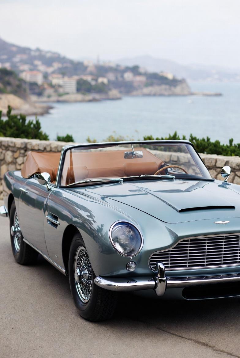 Da li Dejvid Bekam ima najluđu kolekciju vintidž automobila?