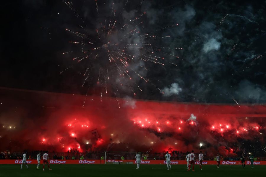 Omladinac Crvene zvezde, štoper visok 196 cm, na probi u Evertonu (VIDEO)