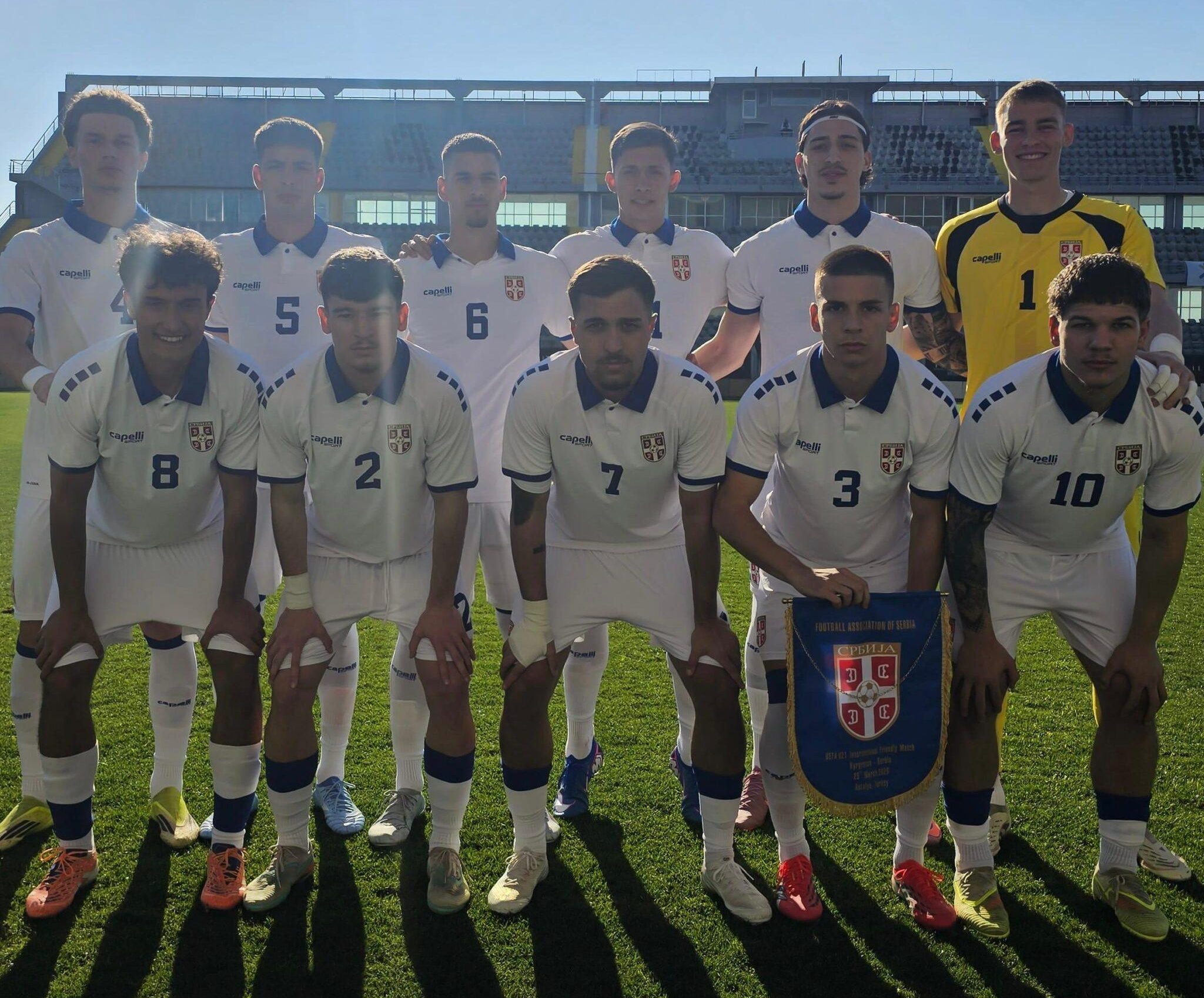 Mlada selekcija Srbije dva puta vodila, ali je upisan samo remi