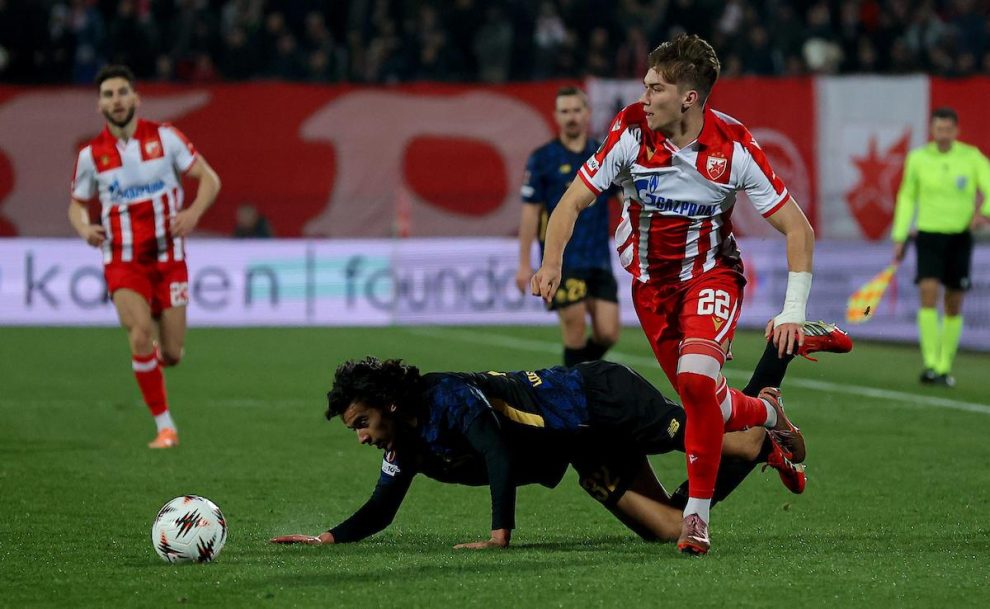 Čitaoci MaxBet Sporta izričiti u kom klubu posle Crvene zvezde bi Vasilije Kostov trebalo da nastavi karijeru