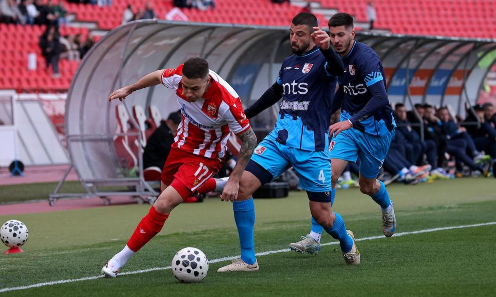 Loše poluvreme Zvezde, iako vodi: On je prvi kandidat da ga Stanković zameni (VIDEO)