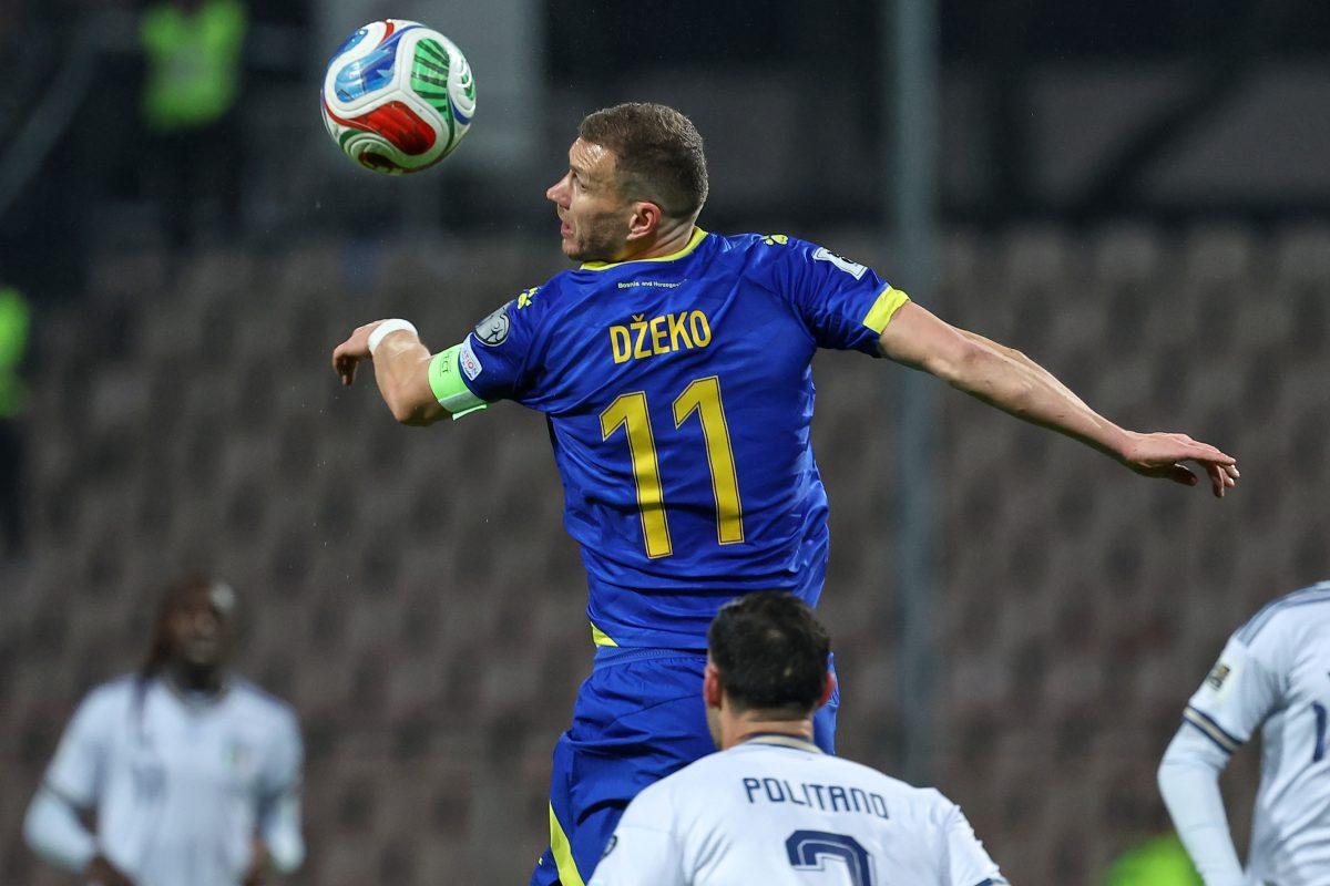 Italijani ljuti na Turpana: Džeko je pre gola igrao rukom! Šta vi kažete? (VIDEO)