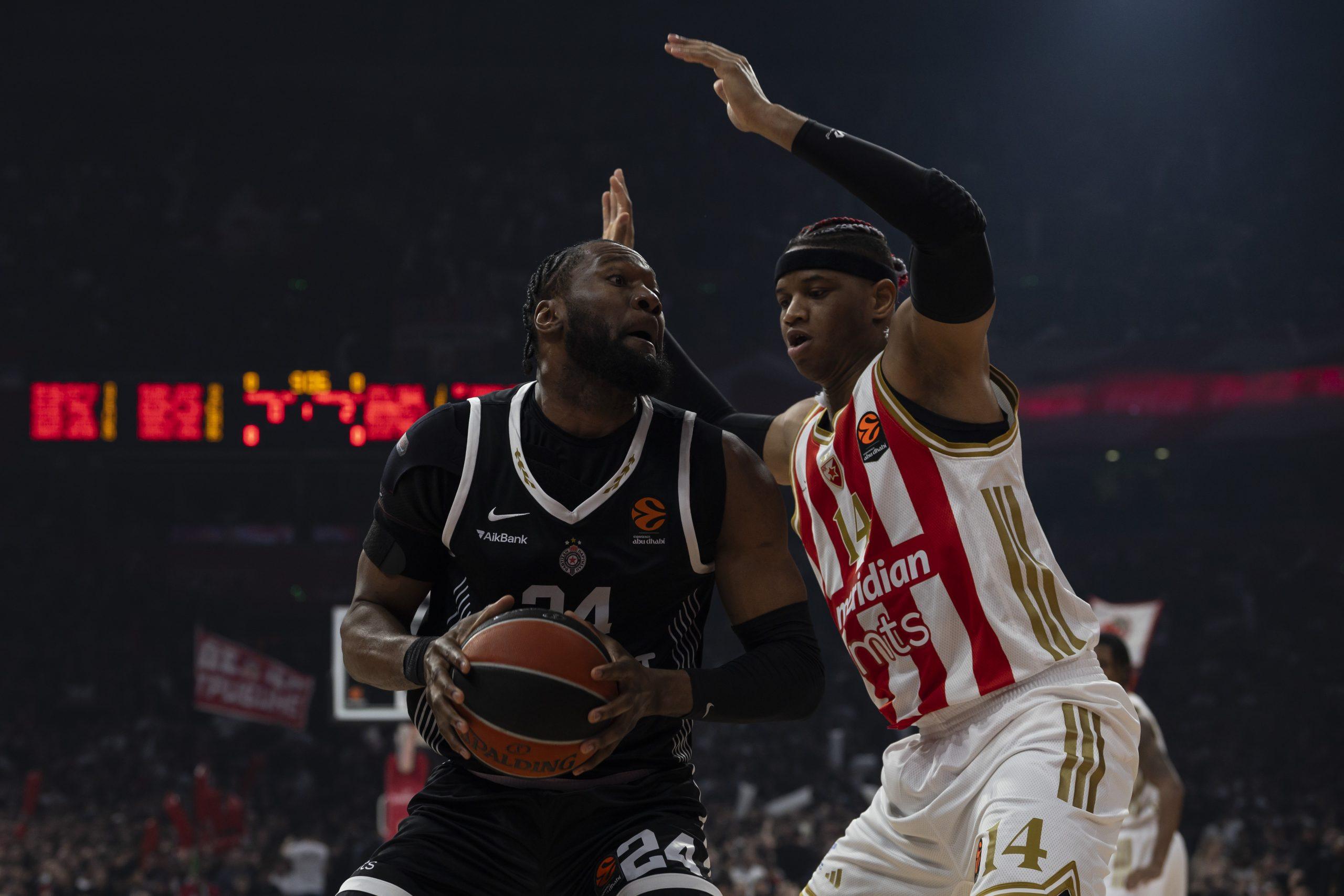 🔴 LIVE Crvena zvezda – Partizan: (2/4) Zvezda se budi i vraća u meč