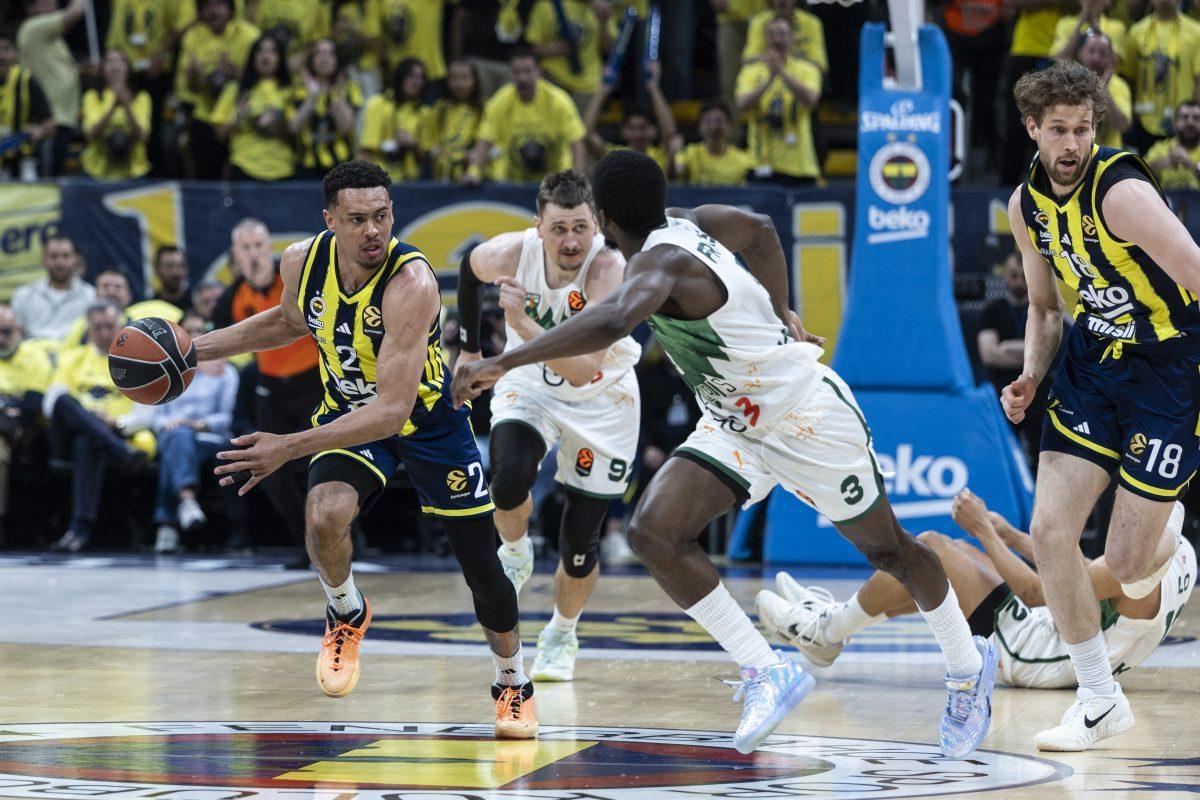 Plej-of režim Šarunasa Jasikevičijusa: Biberović se zapalio, Meli i Kolson „zaključali“ Žalgiris za 1:0!