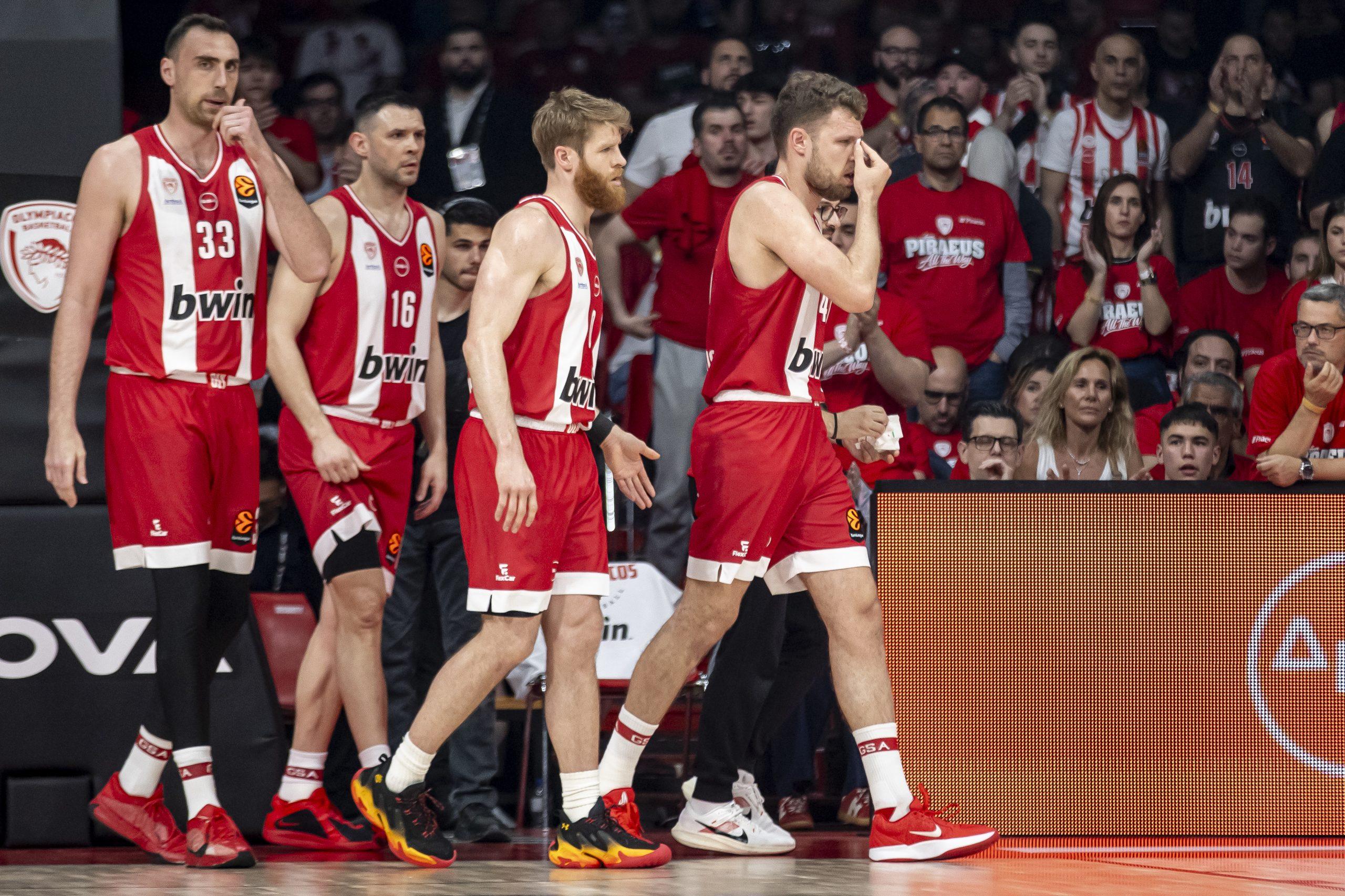 Pirejska mašina samlela Monako: Milutinov gospodario reketom, Vezenkov potvrdio klasu za 1-0!