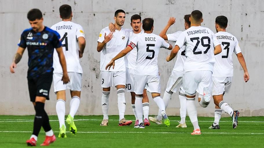 Čukarički prodao talentovanog fudbalera u Austriju (FOTO)