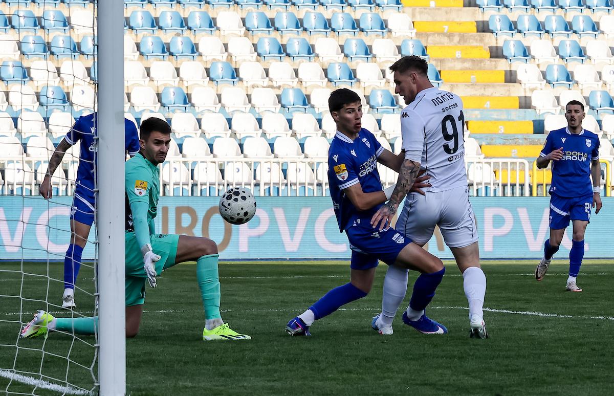 U Lučanima makazice, u Pazaru peta: Polter ulazi u kopačke Jovana Miloševića i nameće se kao prvi špic Partizana (VIDEO)
