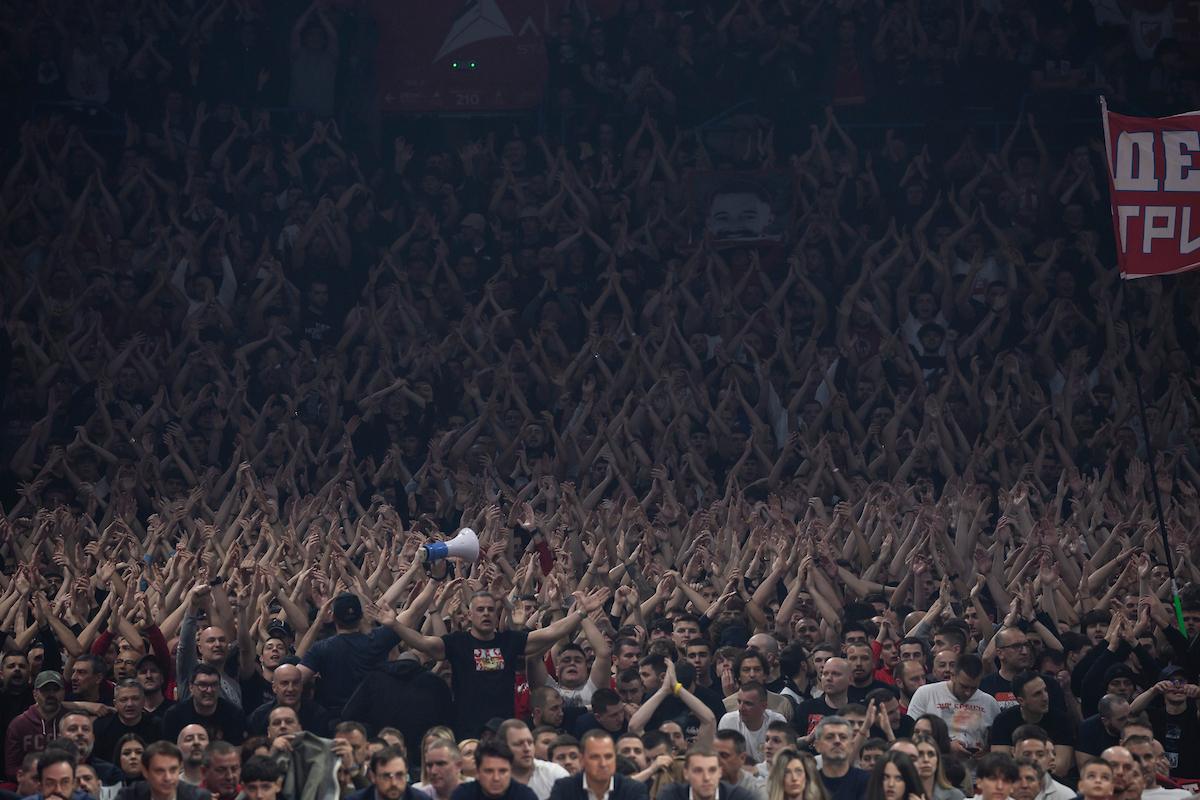 Evropo, gledaj i uči: Pogledajte kakav spektakl je Zvezda priredila u Beogradskoj areni (VIDEO)