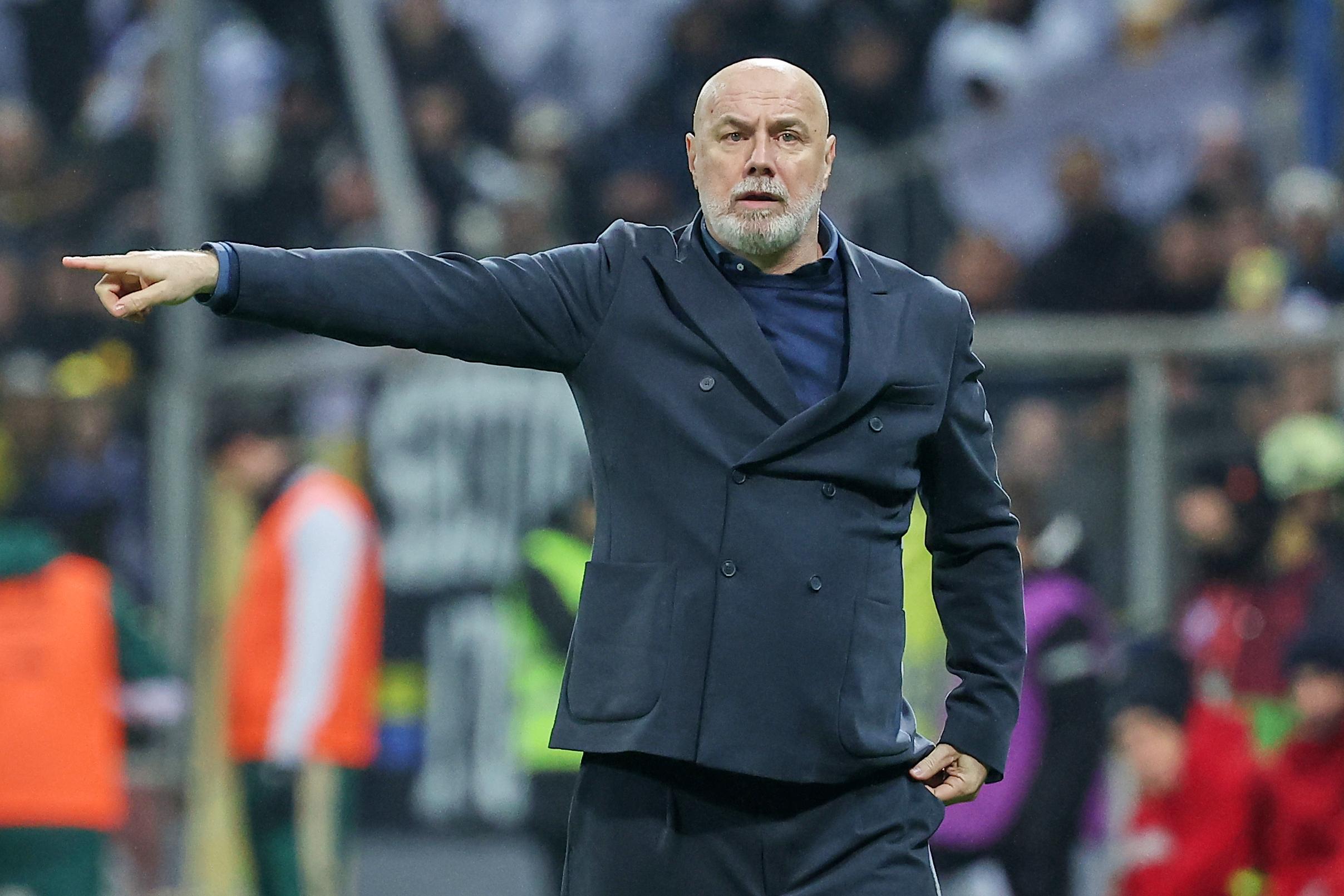 Barbarezu glavobolja pred Mundijal: Golman se povredio na proveri sa Severnom Makedonijom