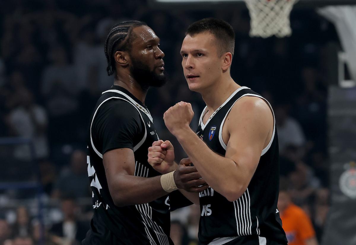 š“ LIVE Partizan – Crvena zvezda: 4/4, vratila se Zvezda iz minus 20, ali ponestaje joj vremena