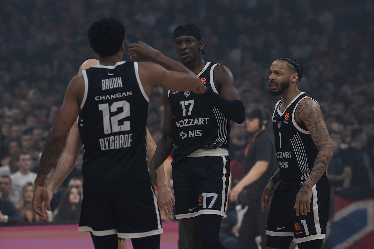 Španci i Grci pišu: Šampion Evrope kupuje u Partizanu!