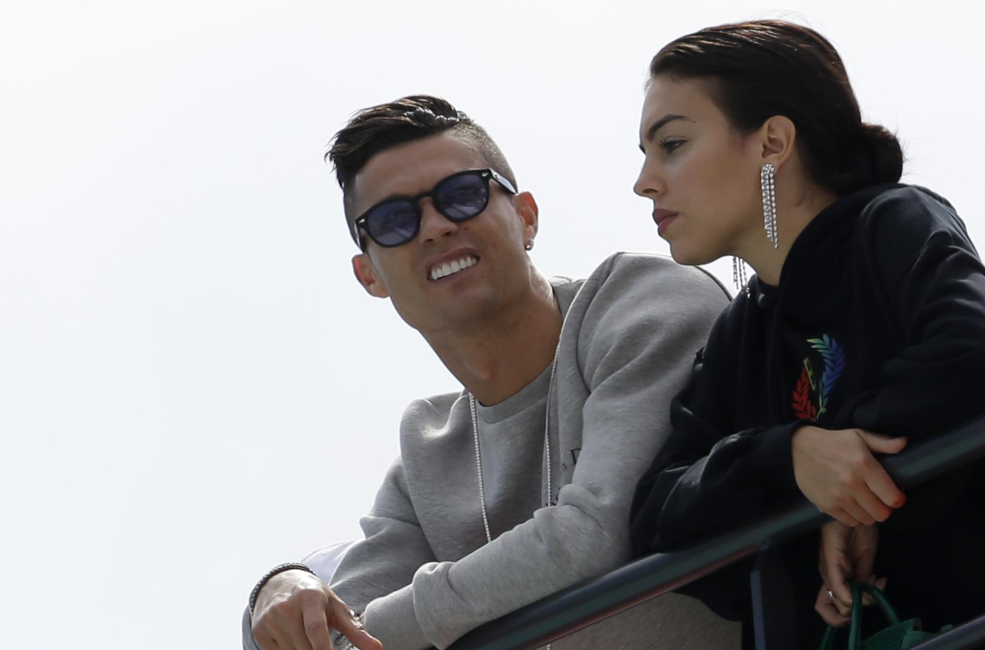 Ronaldo i Georgina pokazali burme – i izabrali trend koji nikada ne izlazi iz mode