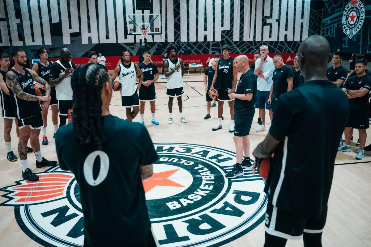 Partizan „upalio motore“, sa crno-belima trenirali Bandža Si i Nemanja Gordić