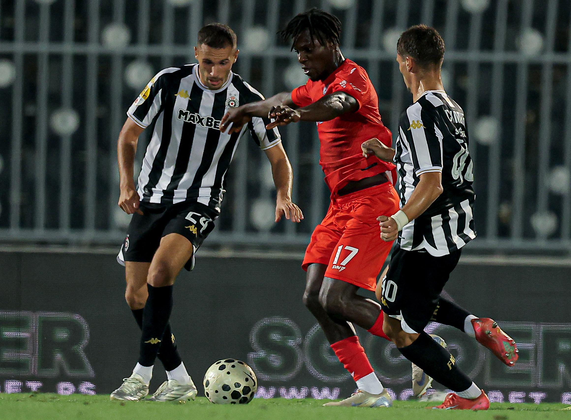 IMT napravio dobar posao: Nigerijski napadač potpisao za Aris (FOTO)