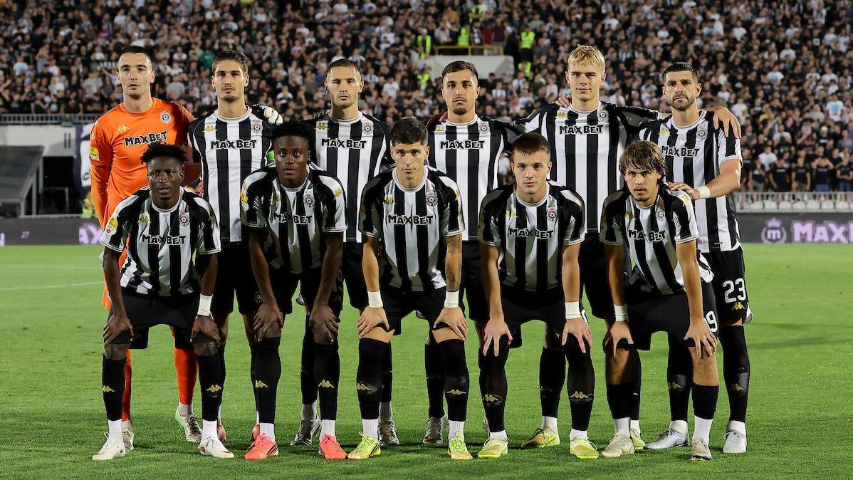 Partizan odredio putnike za Madrid: Nova „desetka“ odmah na spisku za Hetafe